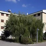 Castello Artemide Congressi קסטל סן פייטרו טרמה