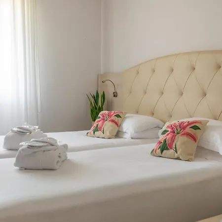 Castello Artemide Congressi מלון