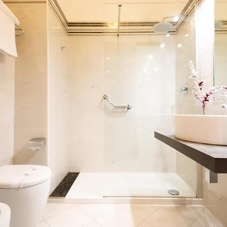 Castello Artemide Congressi Hotel 4*