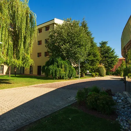 Castello Artemide Congressi Ξενοδοχείο