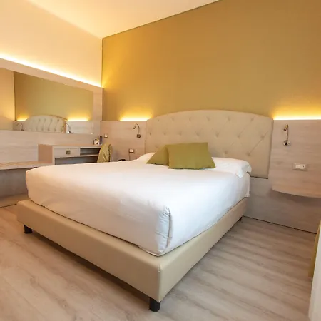 Hotell Castello Artemide Congressi 4*