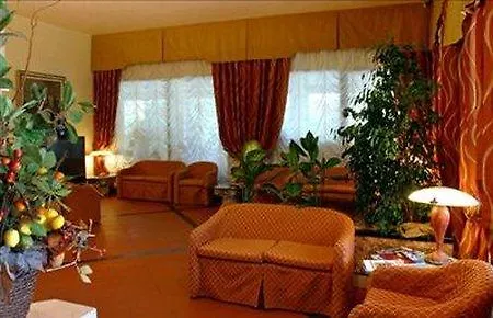 Castello Artemide Congressi Hotel 4*
