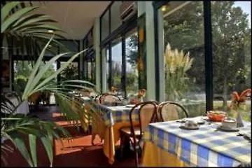Castello Artemide Congressi Otel 4*