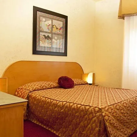Hotel Castello Artemide Congressi 4*