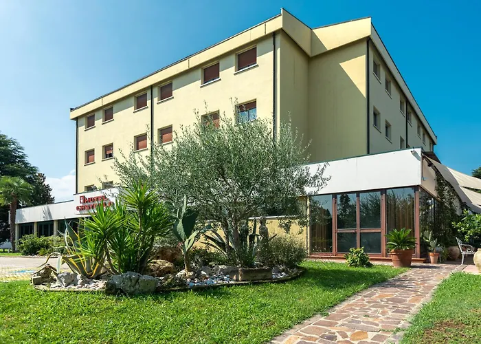 Castello Artemide Congressi 4*