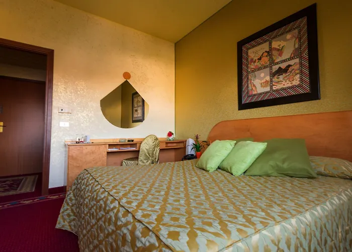 Castello Artemide Congressi 4* 카스텔산피에트로테르메