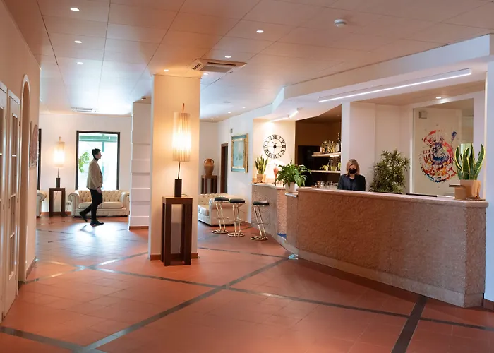 Castello Artemide Congressi 4*